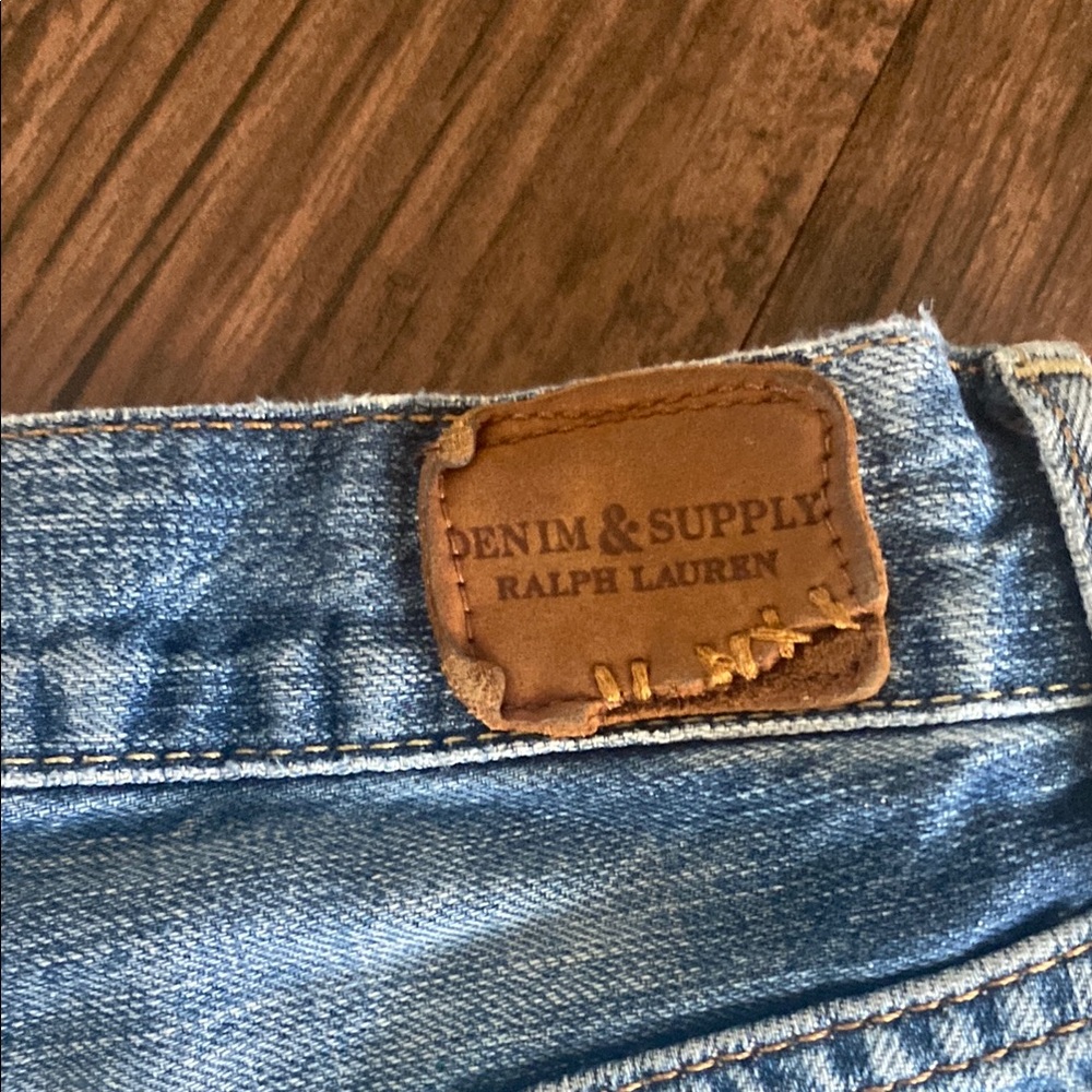 Relaxed cut off distressed Ralph Lauren shorts- fair - Picture 3 of 6
